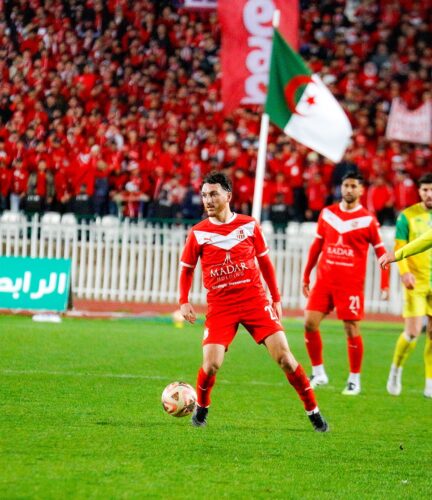شباب بلوزداد يواجه مولودية الجزائر في ربع نهائي كأس الجزائر