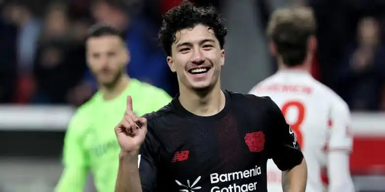 إبراهيم مازا يقود فريقه باير ليفركوزن إلى فوز ثمين في الدوري الألماني