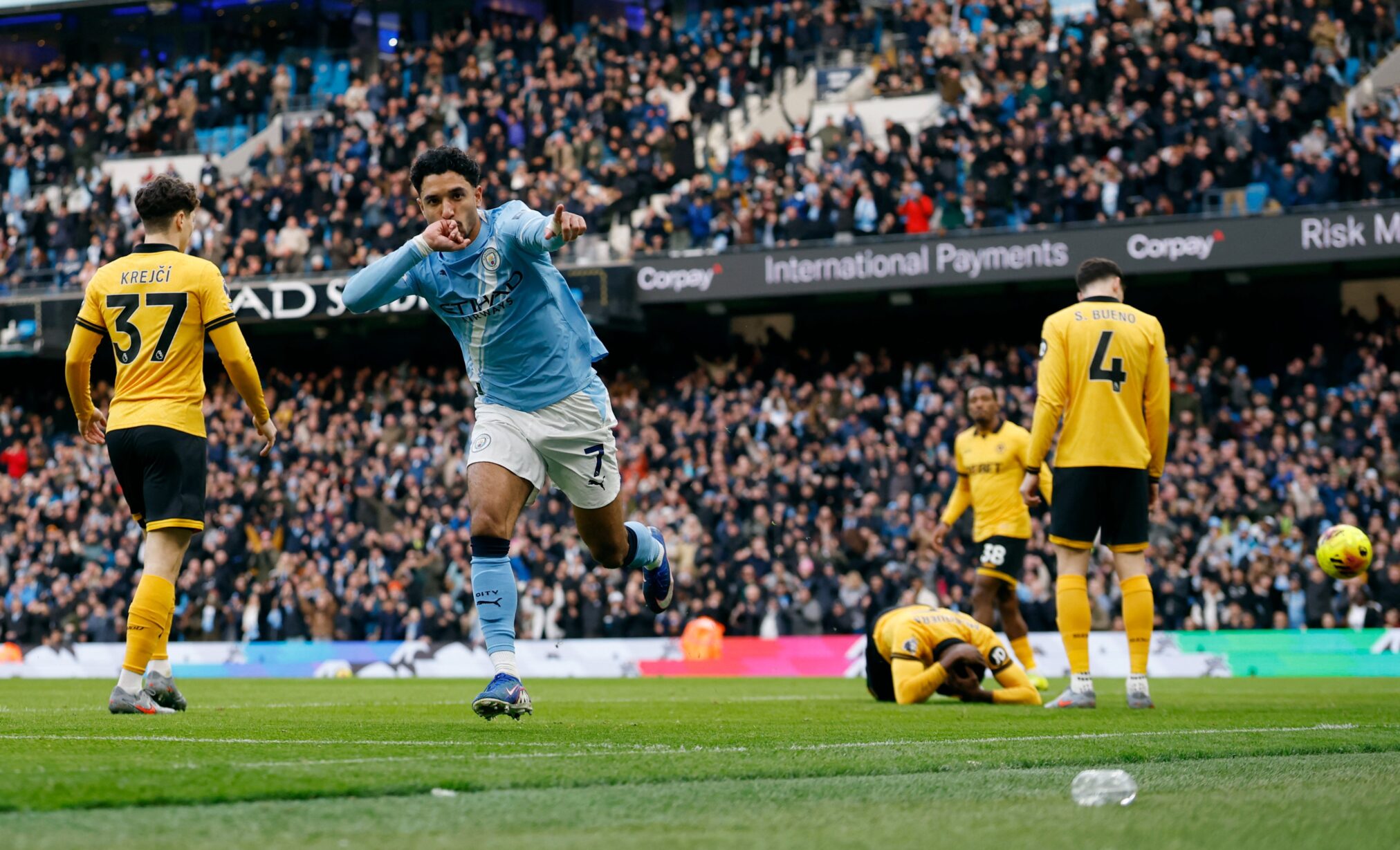مانشستر سيتي يفوز على ضيفه وولفرهامبتون في الدوري الإنجليزي