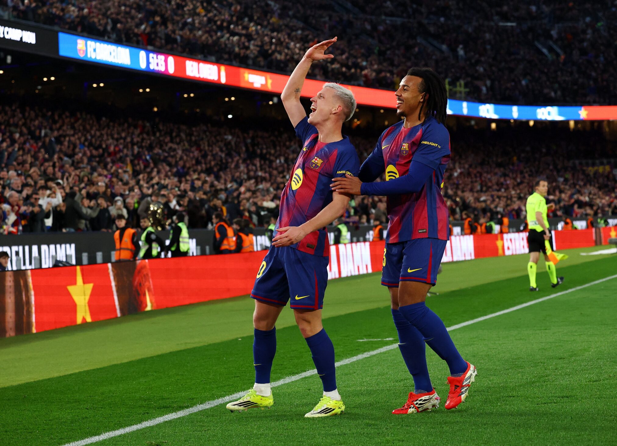 برشلونة يفوز على ضيفه ريال أوفييدو و يحافظ على صدارة الدوري الإسباني