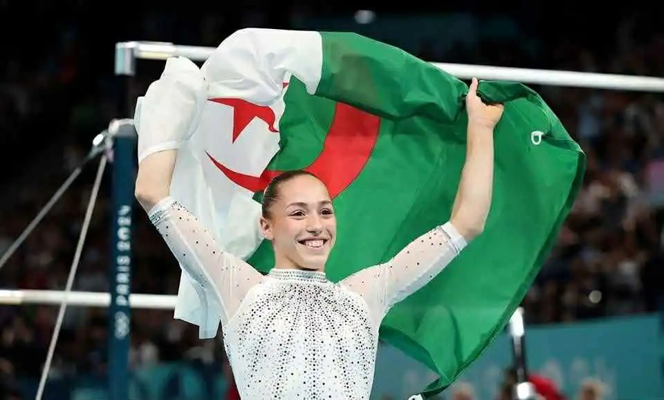 رئيس الجمهورية يهنئ البطلة كيليا نمور على نيلها ذهبية بطولة العالم 2026
