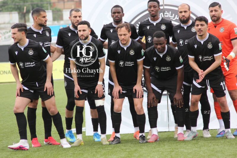 وفاق سطيف يكتسح مولودية وهران بثلاثية نظيفة ويستعيد توازنه في الدوري الجزائري