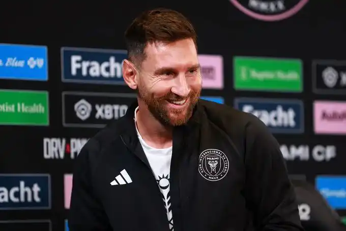 منتخب الأرجنتين : ميسي سيكون جاهزاً وبحالة جيدة للمشاركة امام الجزائر في كأس العالم!