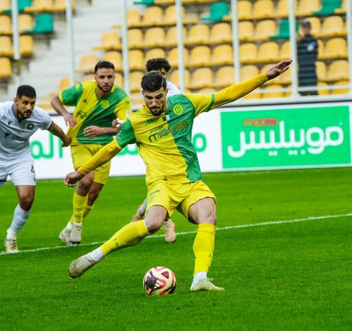 كلاسيكو الجزائر.. شبيبة القبائل تكتسح وفاق سطيف بخماسية تاريخية