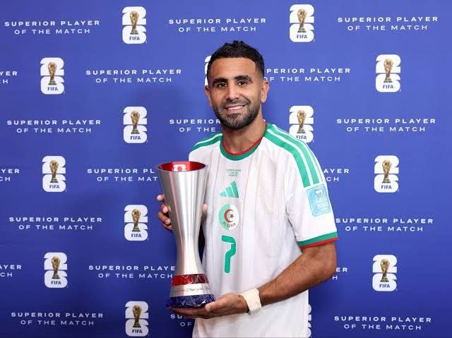 المنتخب الجزائري يحطم رقماً قياسياً تاريخياً في كأس العالم 2026 بهدف الـ 109 تمريرة!