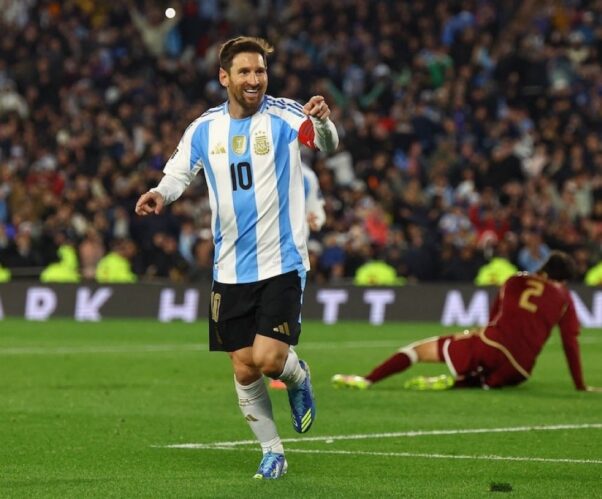 تشكيلة الأرجنتين المحتملة ضد الجزائر في كأس العالم 2026.. مفاجآت في حسابات سكالوني