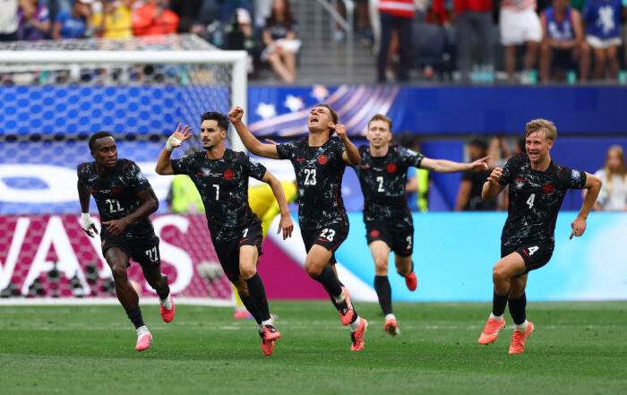 كندا تصنع التاريخ وتتأهل إلى ثمن نهائي كأس العالم 2026 بعد إطاحتها بجنوب إفريقيا
