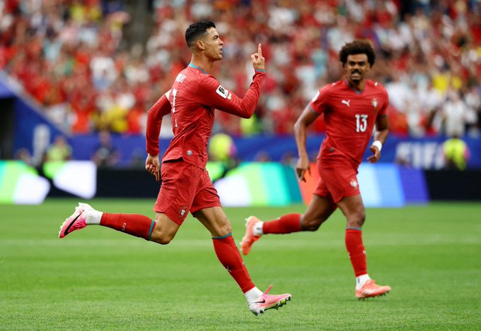 رونالدو ينفجر بخماسية البرتغال في شباك أوزبكستان بمونديال 2026