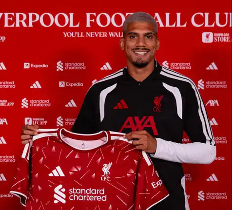 ليفربول يتعاقد مع رونالد أراوخو من برشلونة على سبيل الإعارة لموسم واحد