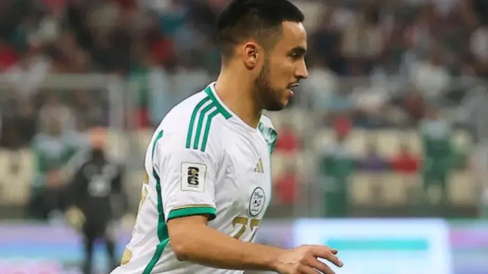 ميركاتو 2026: آدم وناس ووكيله في مفاوضات حاسمة مع مولودية الجزائر وبن لعمري يثير الجدل